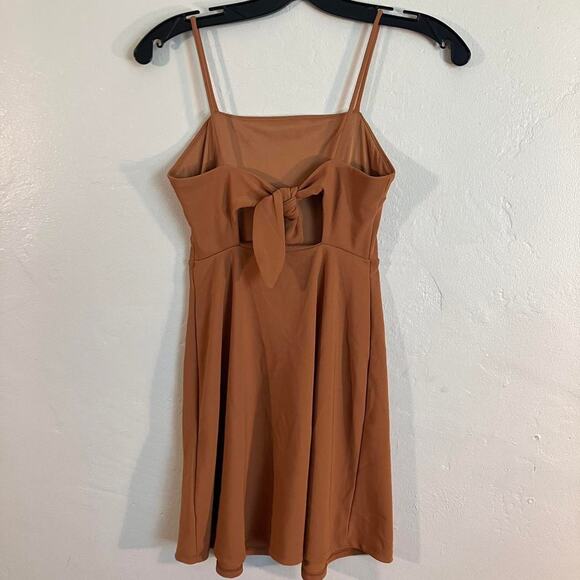 Forever 21 Rust Brown‎ Spaghetti Strap Dress Tie Back - Picture 2 of 4